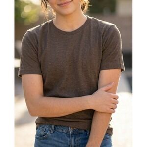 GAP Women's Modern Ribbed Brown T-Shirt Comfortable Fit Crew Neck